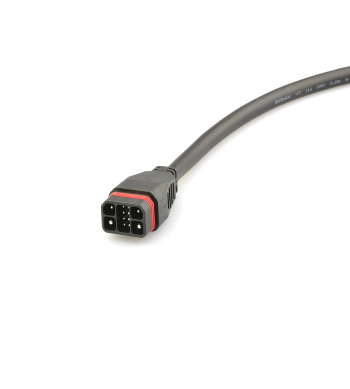 Male cable connector