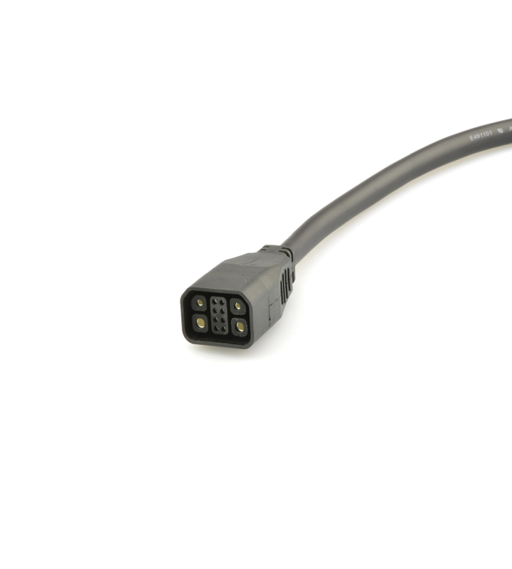 Female cable connector