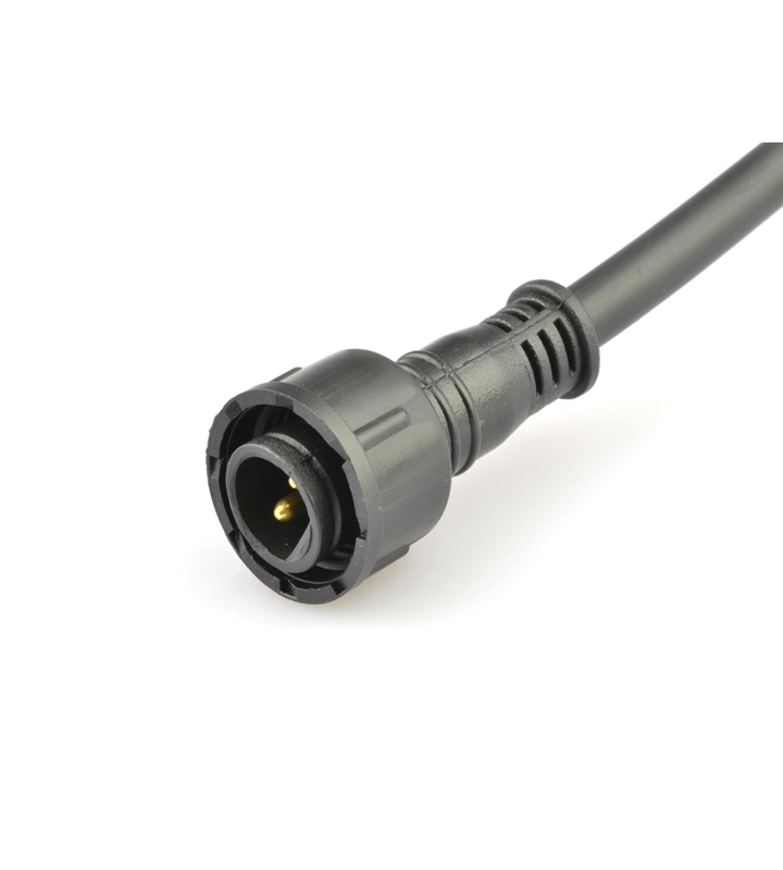 Male cable connector