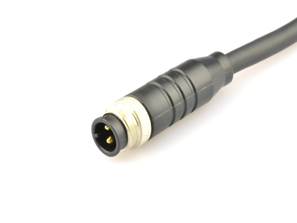 Male cable connector