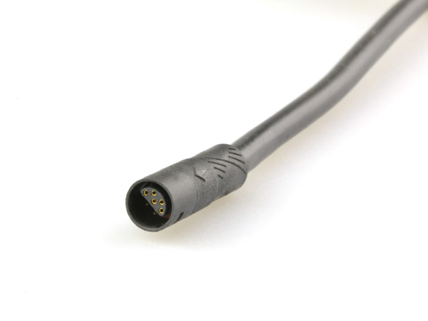 Male cable connector